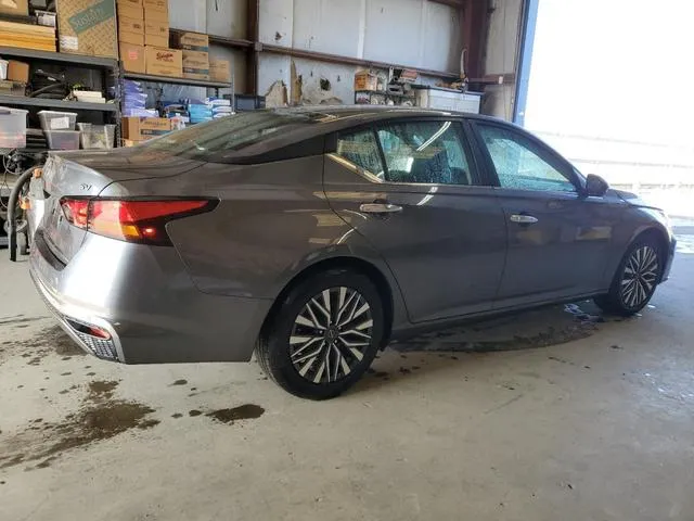 1N4BL4DV4RN370600 2024 2024 Nissan Altima- SV 3