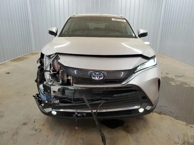 JTEAAAAHXPJ131402 2023 2023 Toyota Venza- LE 5