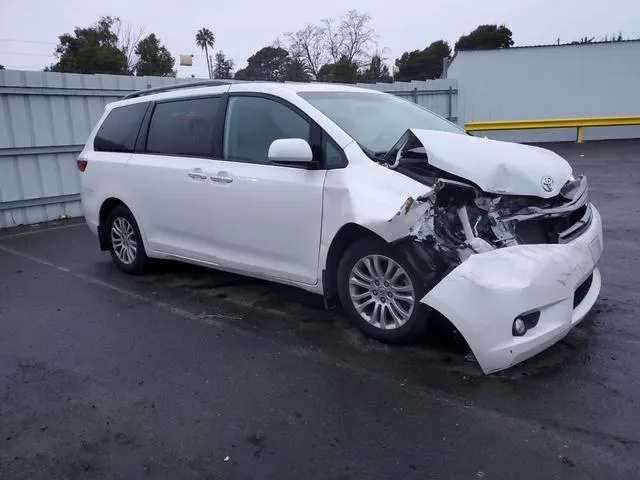 5TDYK3DC1FS652182 2015 2015 Toyota Sienna- Xle 4