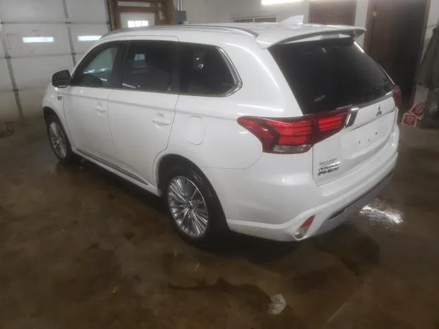 JA4J2VA70NZ028613 2022 2022 Mitsubishi Outlander- Sel 2