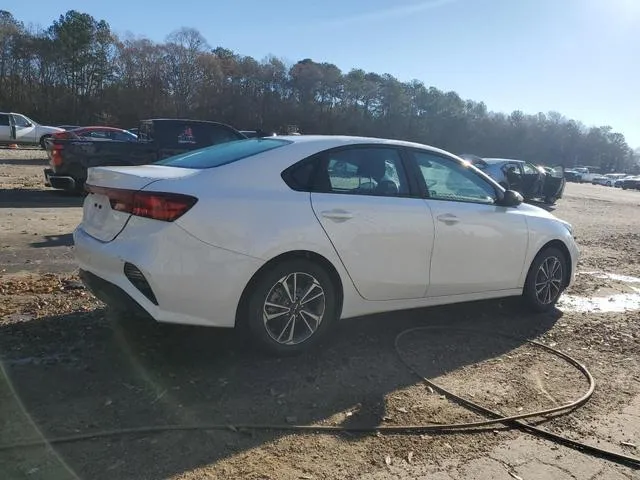 3KPF24AD7PE643637 2023 2023 KIA Forte- LX 3