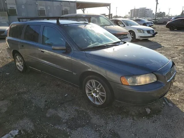 YV1SW640762580777 2006 2006 Volvo V70 4