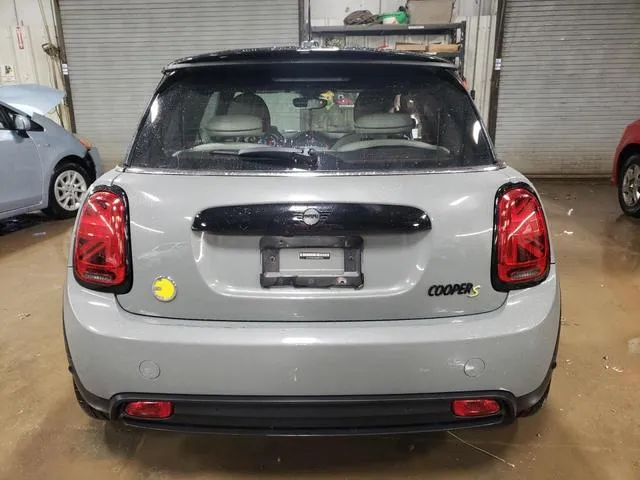 WMW13DJ05N2R52504 2022 2022 Mini Cooper- SE 6