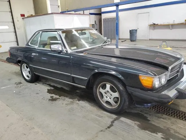 WDBBA48D0JA081290 1988 1988 Mercedes-Benz 560- SL 4