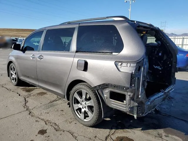 5TDXZ3DCXHS843271 2017 2017 Toyota Sienna- SE 2