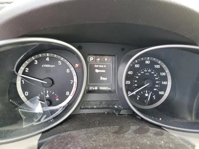 5NMZU3LB3JH074881 2018 2018 Hyundai Santa Fe 9