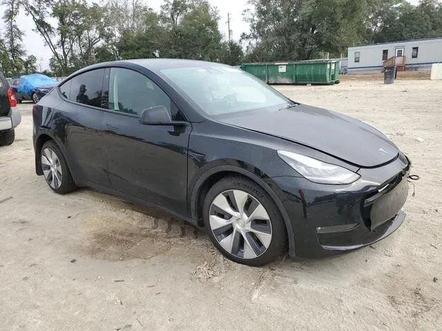 5YJYGAEE3MF130757 2021 2021 Tesla MODEL Y 4