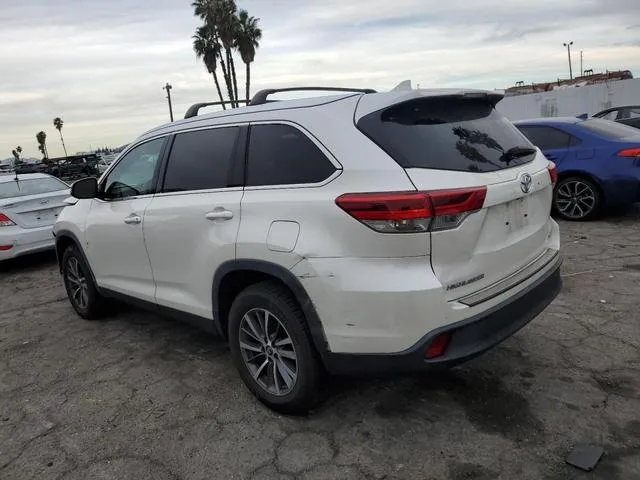 5TDKZRFH1KS570749 2019 2019 Toyota Highlander- SE 2