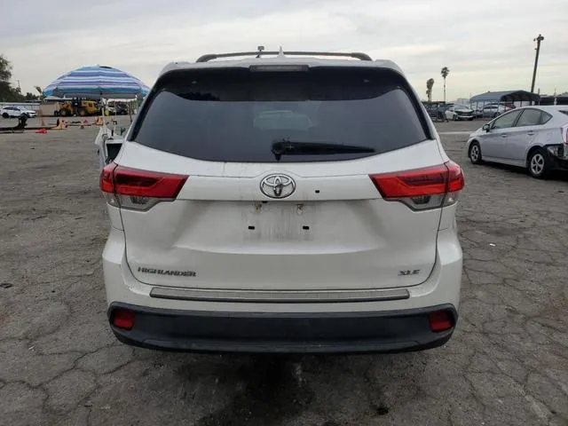 5TDKZRFH1KS570749 2019 2019 Toyota Highlander- SE 6