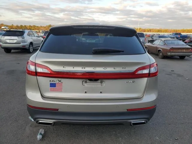 2LMPJ8LR3HBL45425 2017 2017 Lincoln MKX- Reserve 6