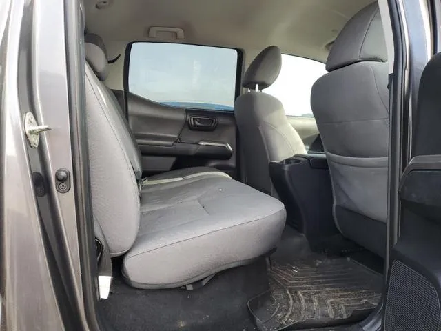 5TFAX5GN2KX141595 2019 2019 Toyota Tacoma- Double Cab 10