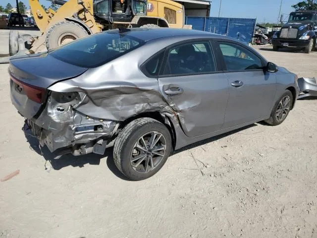 3KPF24AD7PE682485 2023 2023 KIA Forte- LX 3