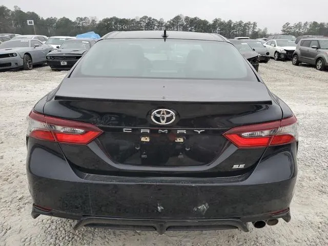 4T1G11AK8MU556732 2021 2021 Toyota Camry- SE 6