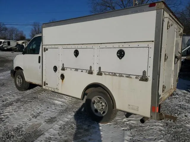 1GBHG31U251178435 2005 2005 Chevrolet Express 2