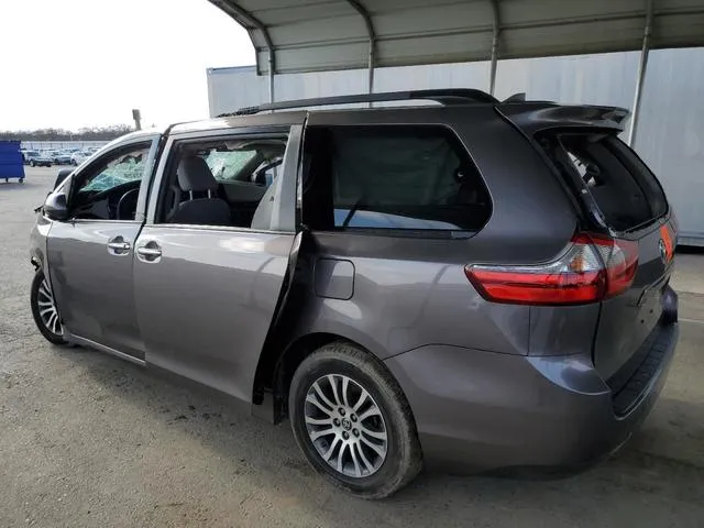 5TDYZ3DC5LS087958 2020 2020 Toyota Sienna- Xle 2