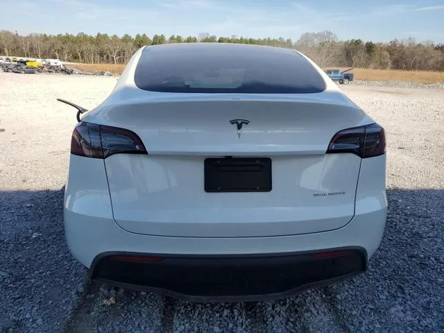 7SAYGAEE0RF983742 2024 2024 Tesla MODEL Y 6