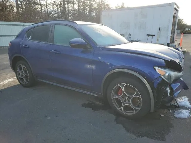 ZASPAKBN0N7D47446 2022 2022 Alfa Romeo Stelvio- TI 4