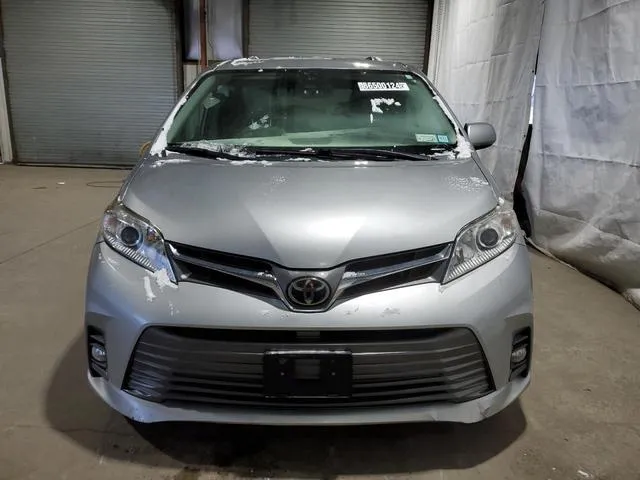 5TDYZ3DC9KS008905 2019 2019 Toyota Sienna- Xle 5