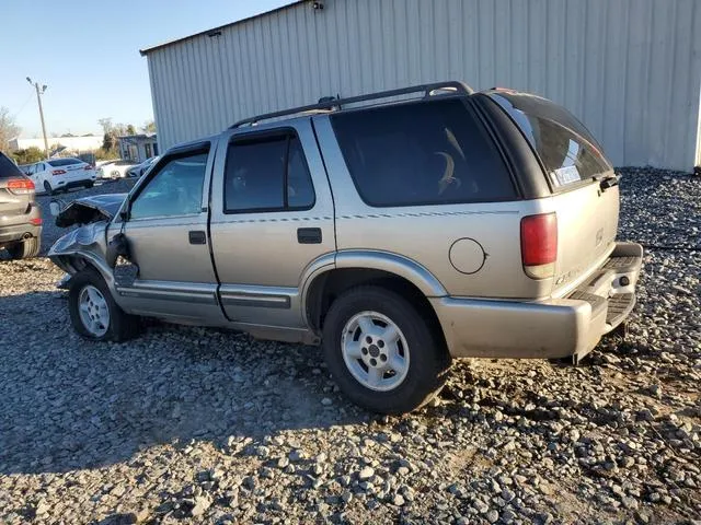 1GNDT13W512100994 2001 2001 Chevrolet Blazer 2