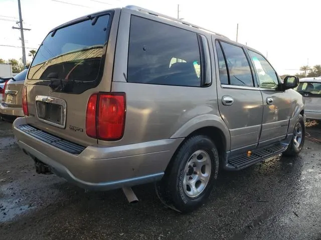 5LMEU27R32LJ00078 2002 2002 Lincoln Navigator 3