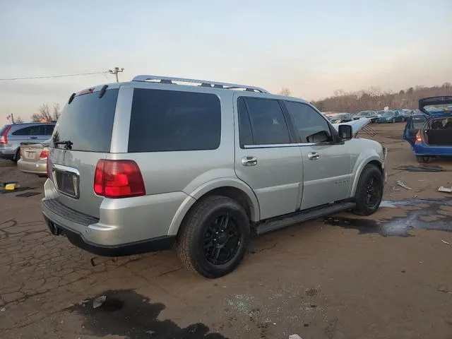 5LMFU28515LJ02397 2005 2005 Lincoln Navigator 3