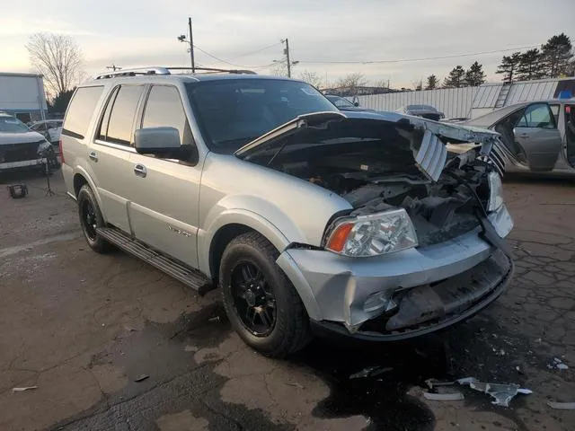 5LMFU28515LJ02397 2005 2005 Lincoln Navigator 4