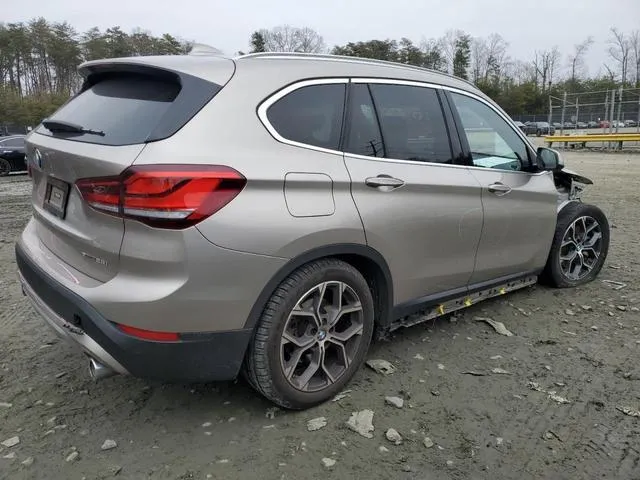 WBXJG9C07N5U58213 2022 2022 BMW X1- Xdrive28I 3