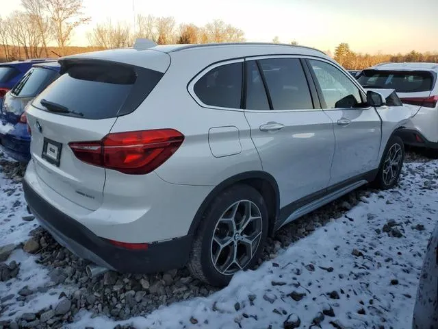 WBXHT3C33J3H30542 2018 2018 BMW X1- Xdrive28I 3