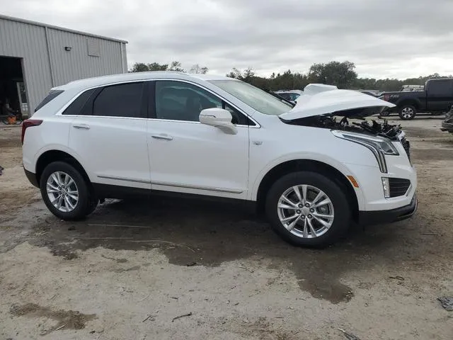 1GYKNAR41LZ203866 2020 2020 Cadillac XT5- Luxury 4