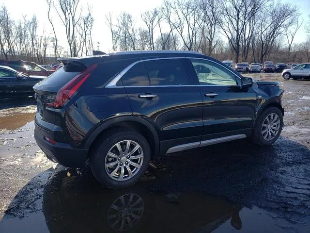 1GYFZDR47MF023253 2021 2021 Cadillac XT4- Premium Luxury 3