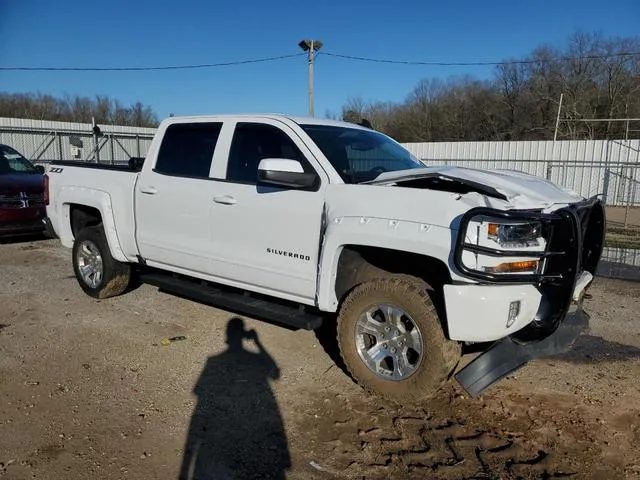 3GCUKREC5JG598683 2018 2018 Chevrolet Silverado- K1500 Lt 4