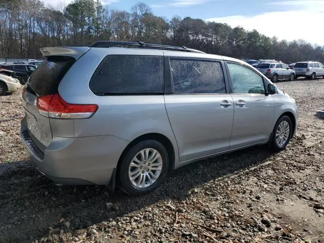 5TDYK3DC0ES508623 2014 2014 Toyota Sienna- Xle 3