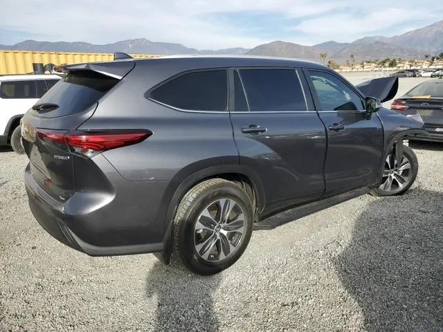 5TDKARAHXPS018303 2023 2023 Toyota Highlander- Hybrid Xle 3