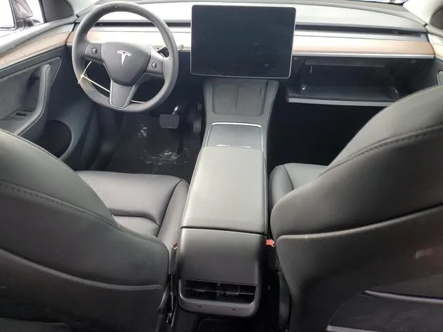 7SAYGDEE3RF031240 2024 2024 Tesla MODEL Y 8