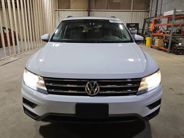 3VV3B7AX1MM047201 2021 2021 Volkswagen Tiguan- SE 5