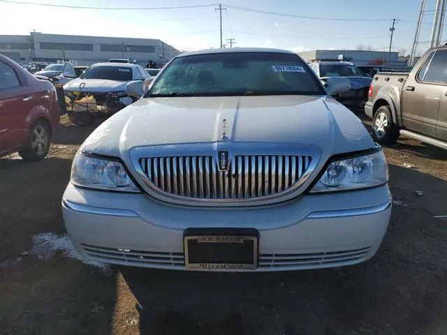 1LNHM81V37Y605007 2007 2007 Lincoln Town Car- Signature 5