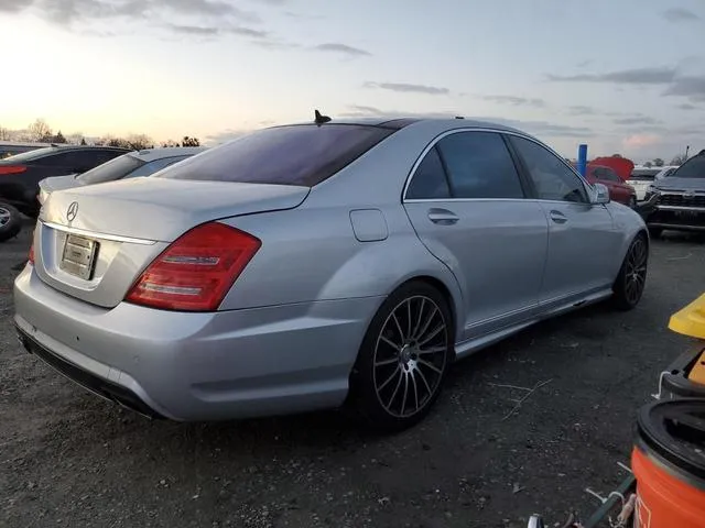 WDDNG7BB7AA314612 2010 2010 Mercedes-Benz S-Class- 550 3