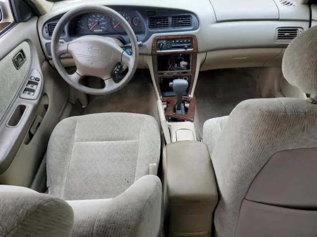 1N4DL01D71C162384 2001 2001 Nissan Altima- XE 8