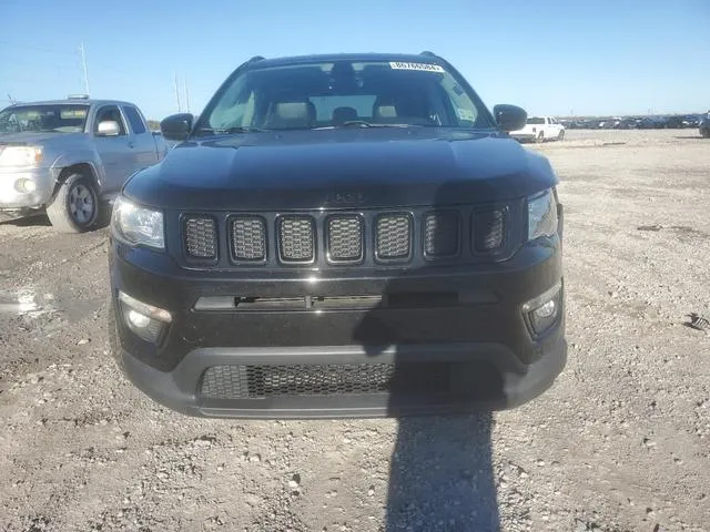 3C4NJCBB6JT304991 2018 2018 Jeep Compass- Latitude 5