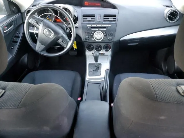 JM1BL1VG1B1358152 2011 2011 Mazda 3- I 8