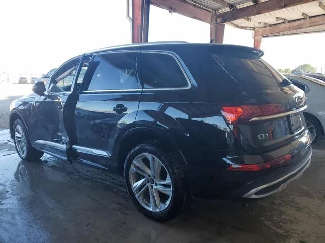 WA1AXBF71ND021921 2022 2022 Audi Q7- Premium 2