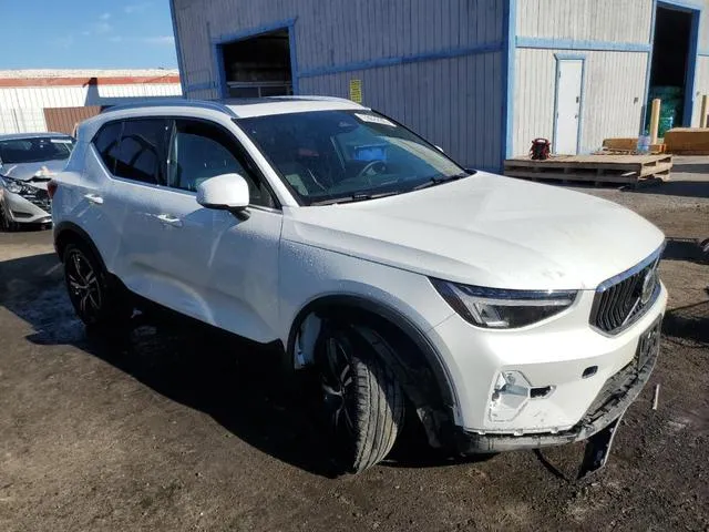 YV4L12UJ9S2467222 2024 2024 Volvo XC40- Core 4