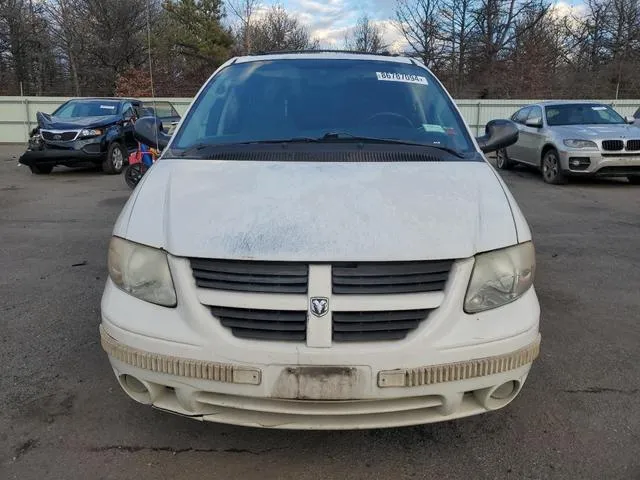 2D4GP44L55R239758 2005 2005 Dodge Grand Caravan- Sxt 5