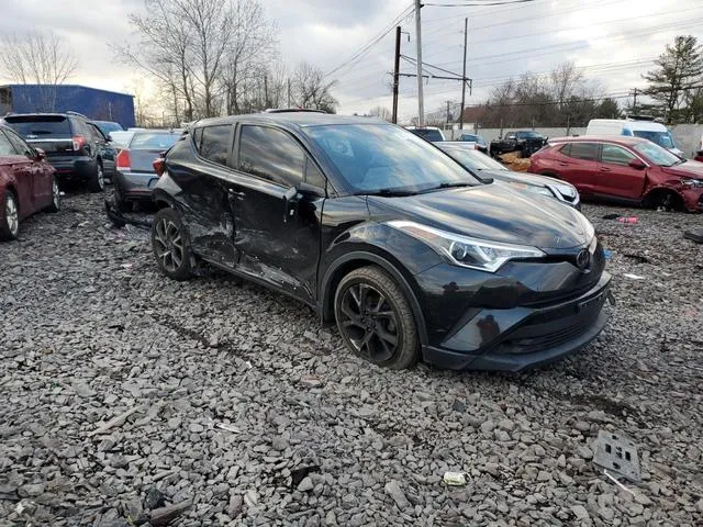 NMTKHMBX8KR076339 2019 2019 Toyota C-HR- Xle 4