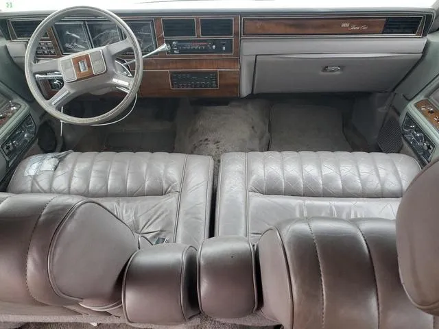 1LNBM81F5KY790569 1989 1989 Lincoln Town Car 8