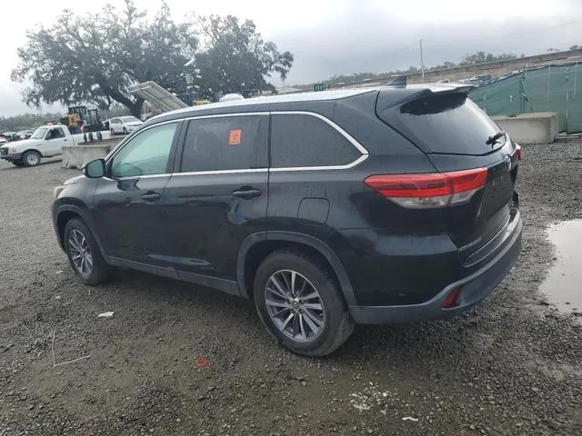 5TDKZRFH2KS554267 2019 2019 Toyota Highlander- SE 2