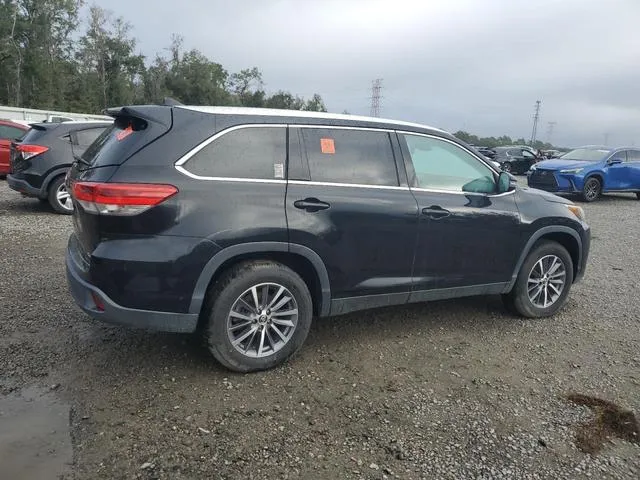 5TDKZRFH2KS554267 2019 2019 Toyota Highlander- SE 3