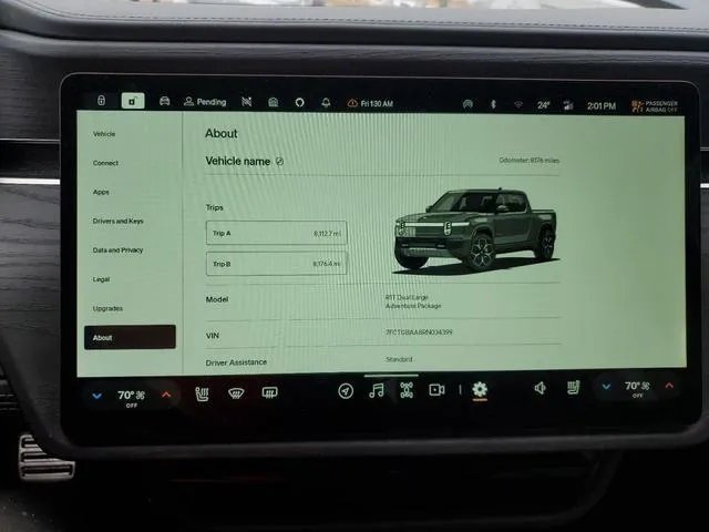 7FCTGBAA8RN034399 2024 2024 Rivian R1T- Adventure 9