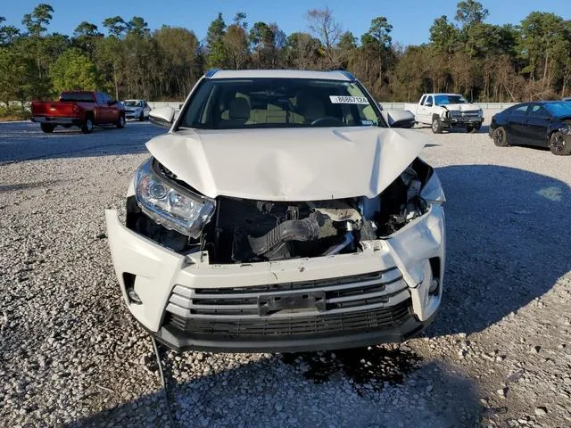 5TDKZRFH1KS552431 2019 2019 Toyota Highlander- SE 5