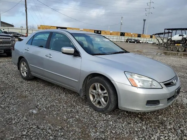 1HGCM56337A001004 2007 2007 Honda Accord- SE 4